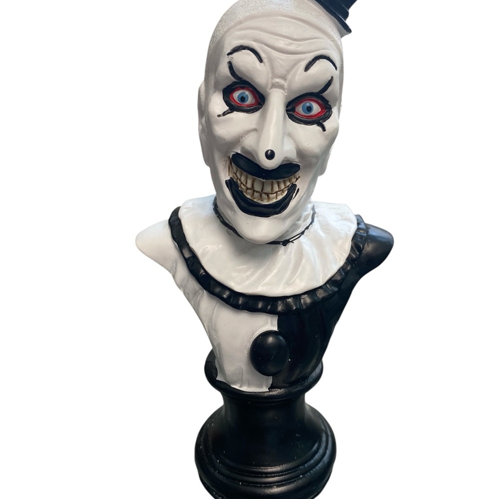Art the Clown Terrifier Bust Horror Movie Halloween Decoration Novelty